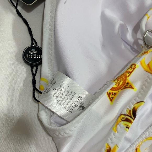 REE BEES Swimwear NWTS Top - Picture 4 of 6